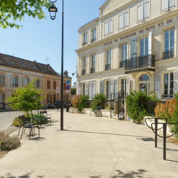 Rue Général Leclerc à Sens