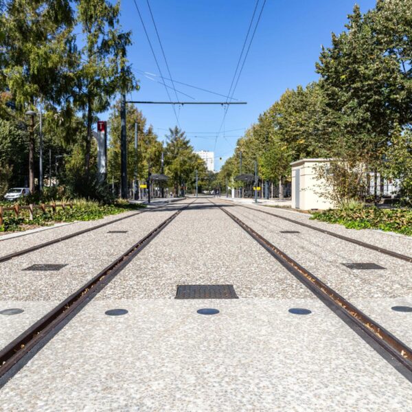 TRAM T10